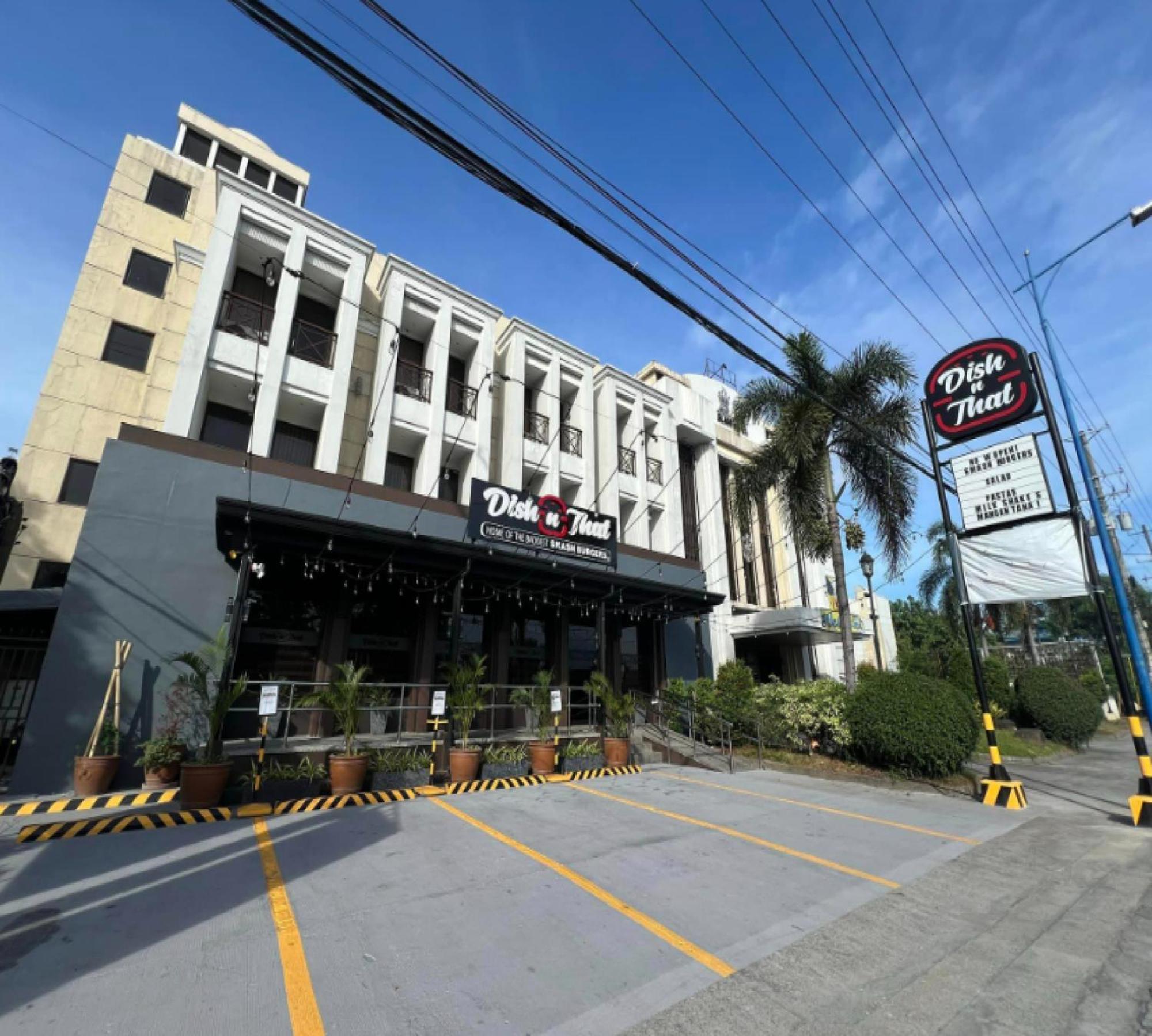 Bliss Hotel San Fernando Pampanga City Ngoại thất bức ảnh