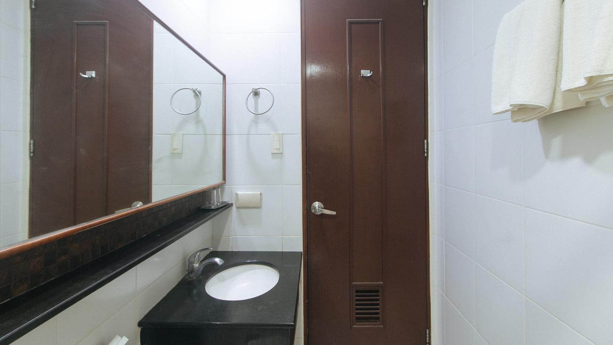 Bliss Hotel San Fernando Pampanga City Ngoại thất bức ảnh