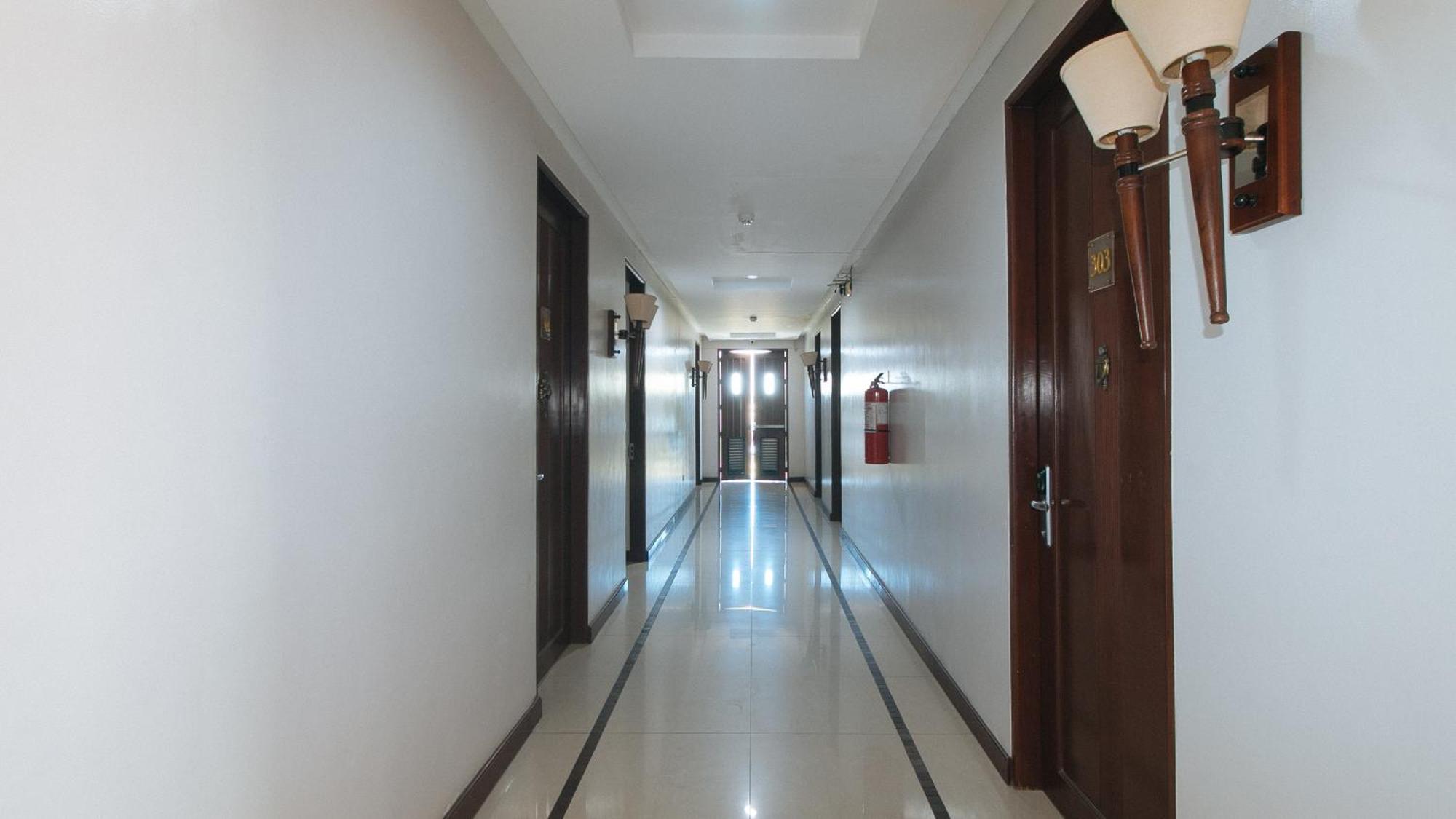 Bliss Hotel San Fernando Pampanga City Ngoại thất bức ảnh